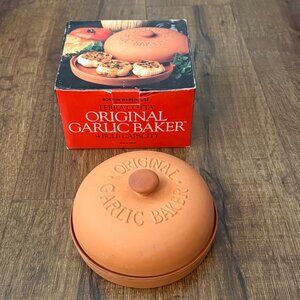 Boston Warehouse Original Terra Cotta 4-Bulb Garlic Baker Onion Roaster Tortilla